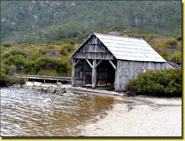 Dove Lake boatshed